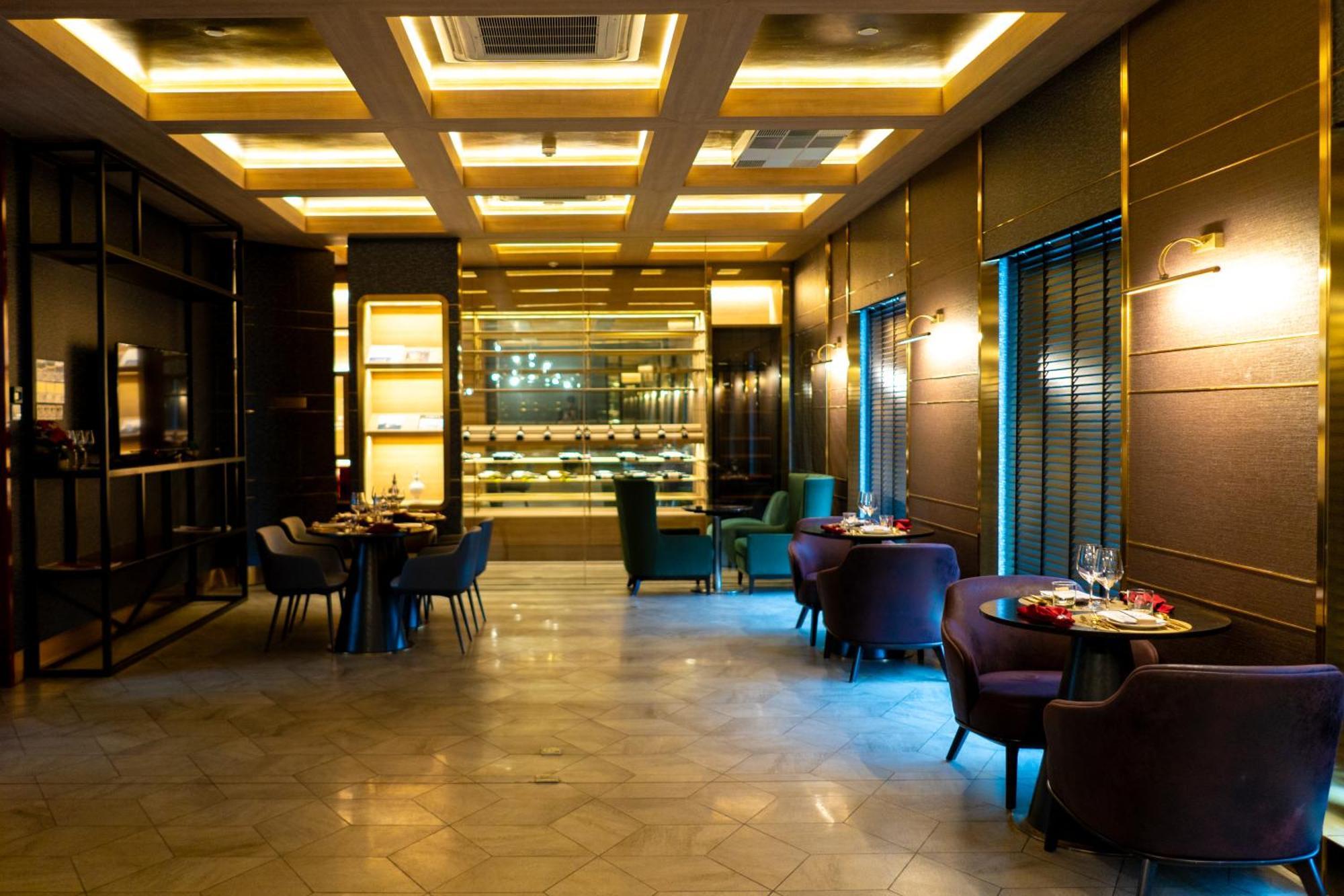 The Upper House, Batu Kawan Hotel Simpang Ampat  Exterior photo